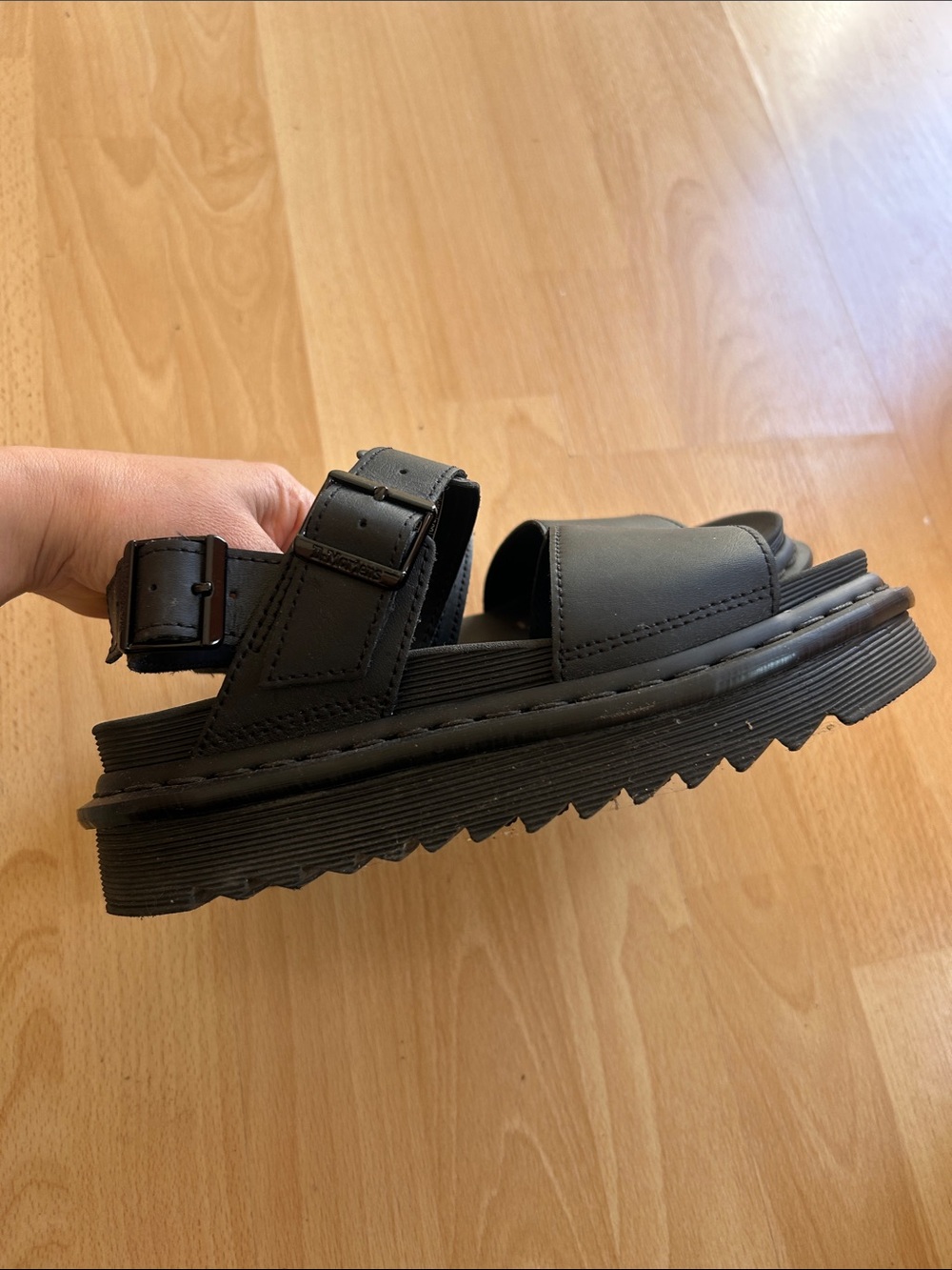Dr. Martens Voss Leather Sandals - Picture 4 of 5